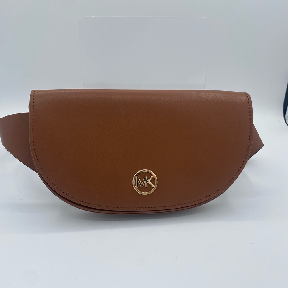 Michael Kors Brown leather sling back or belt crossbody bag